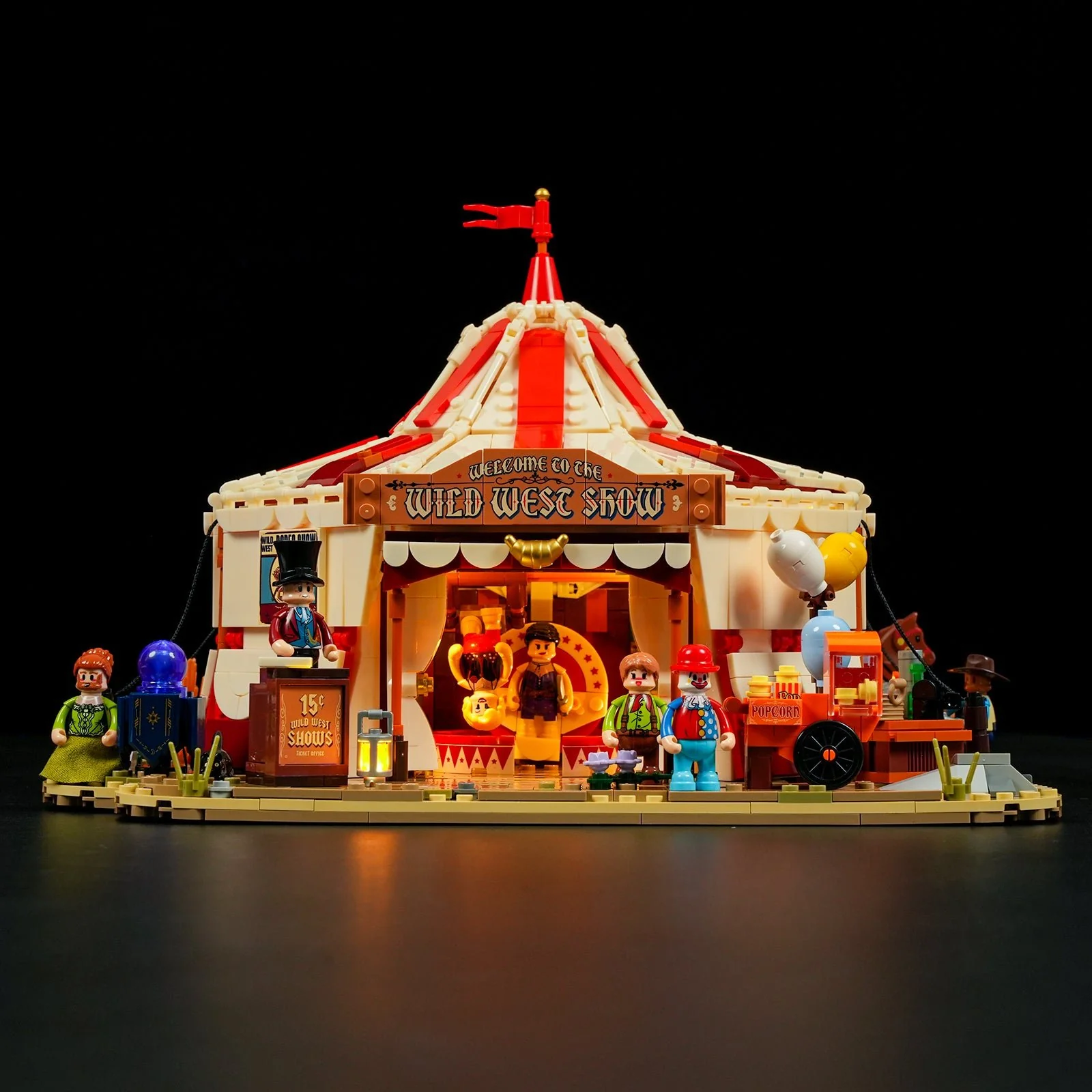 103-usa-usa-variation-3.webp Traveling Circus