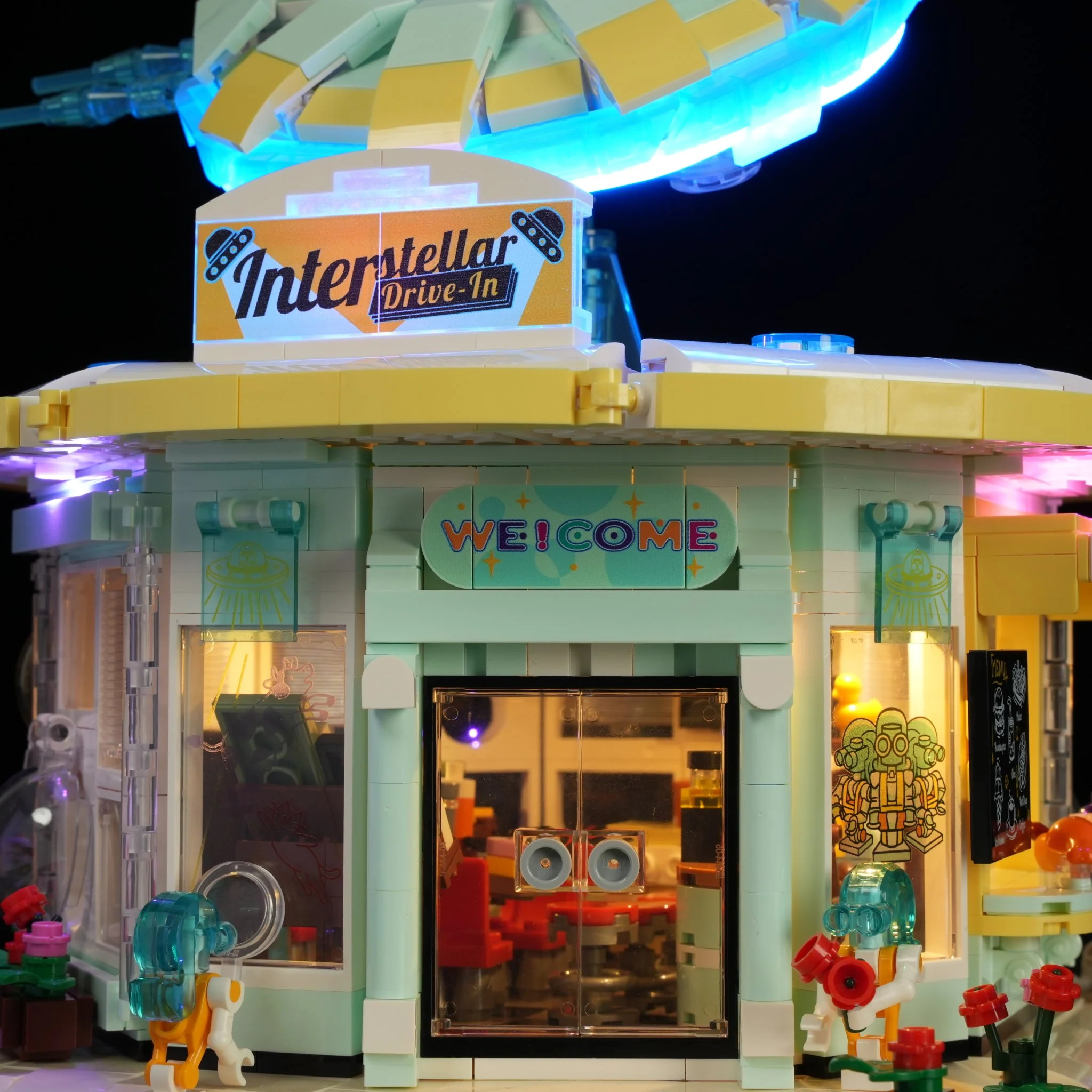 126-interstellar-drive-in-10.webp Interstellar Drive-In