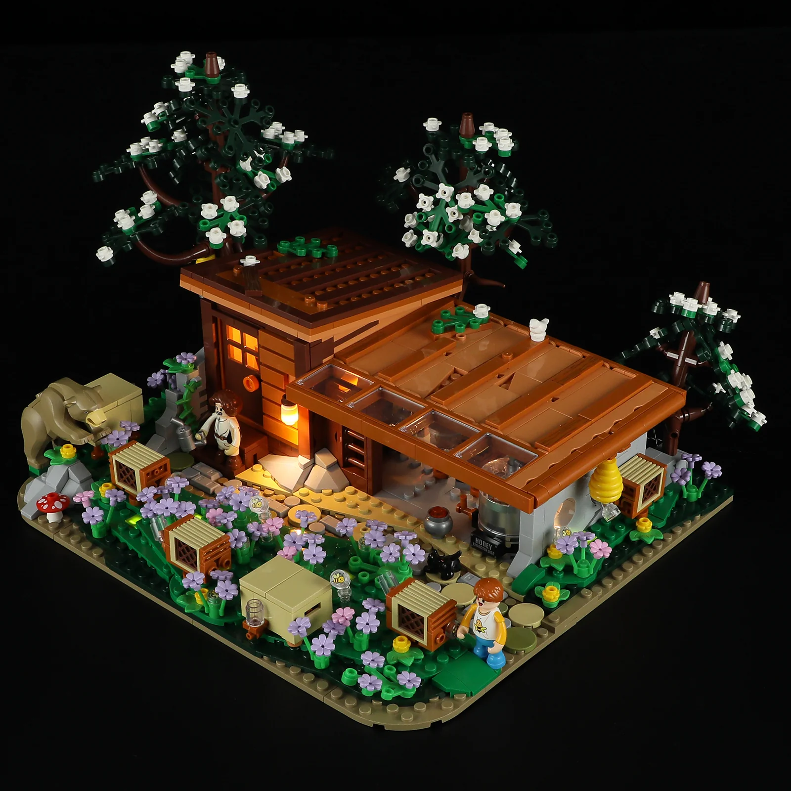 192-bee-farm-2.webp Bee Farm