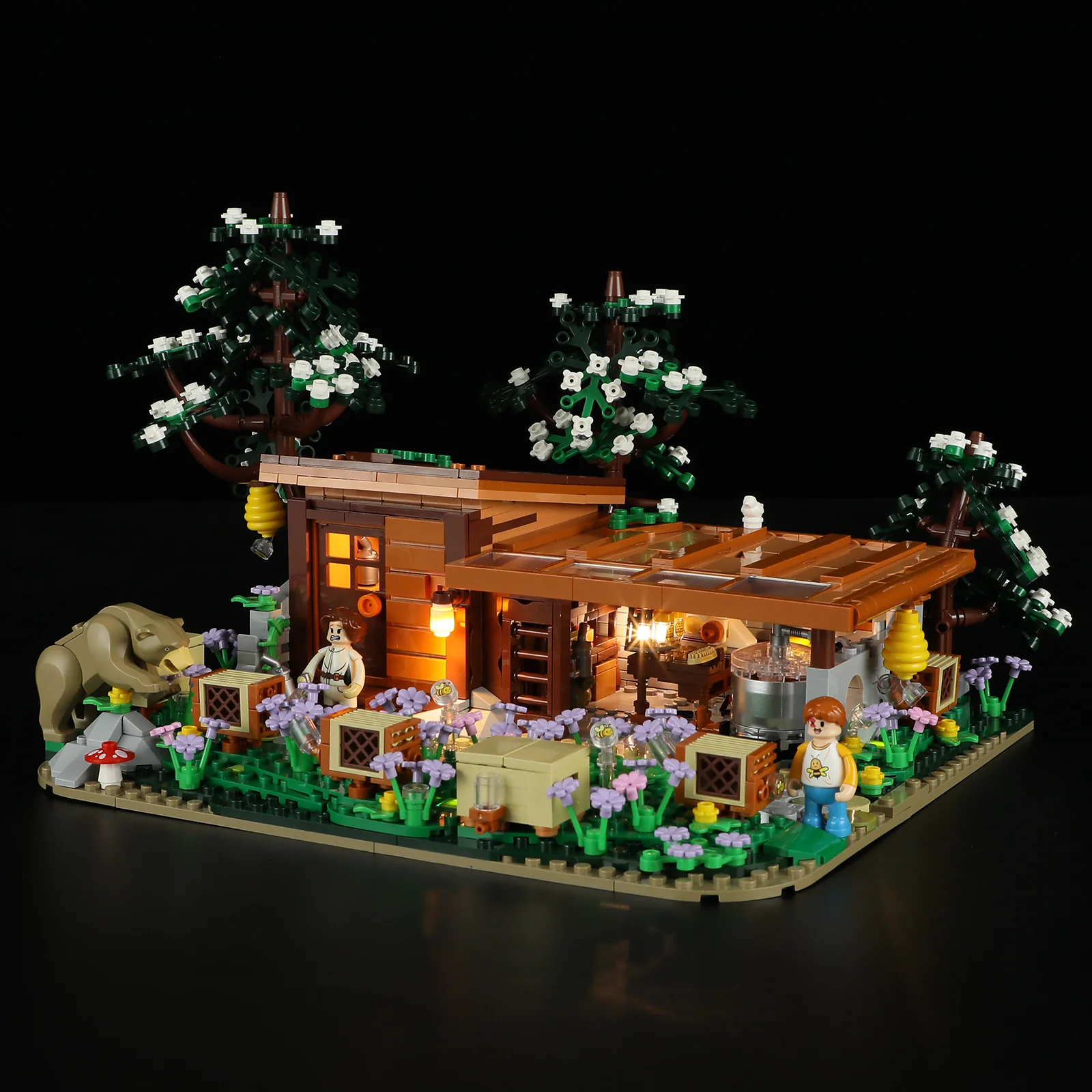 192-bee-farm-3.webp Bee Farm