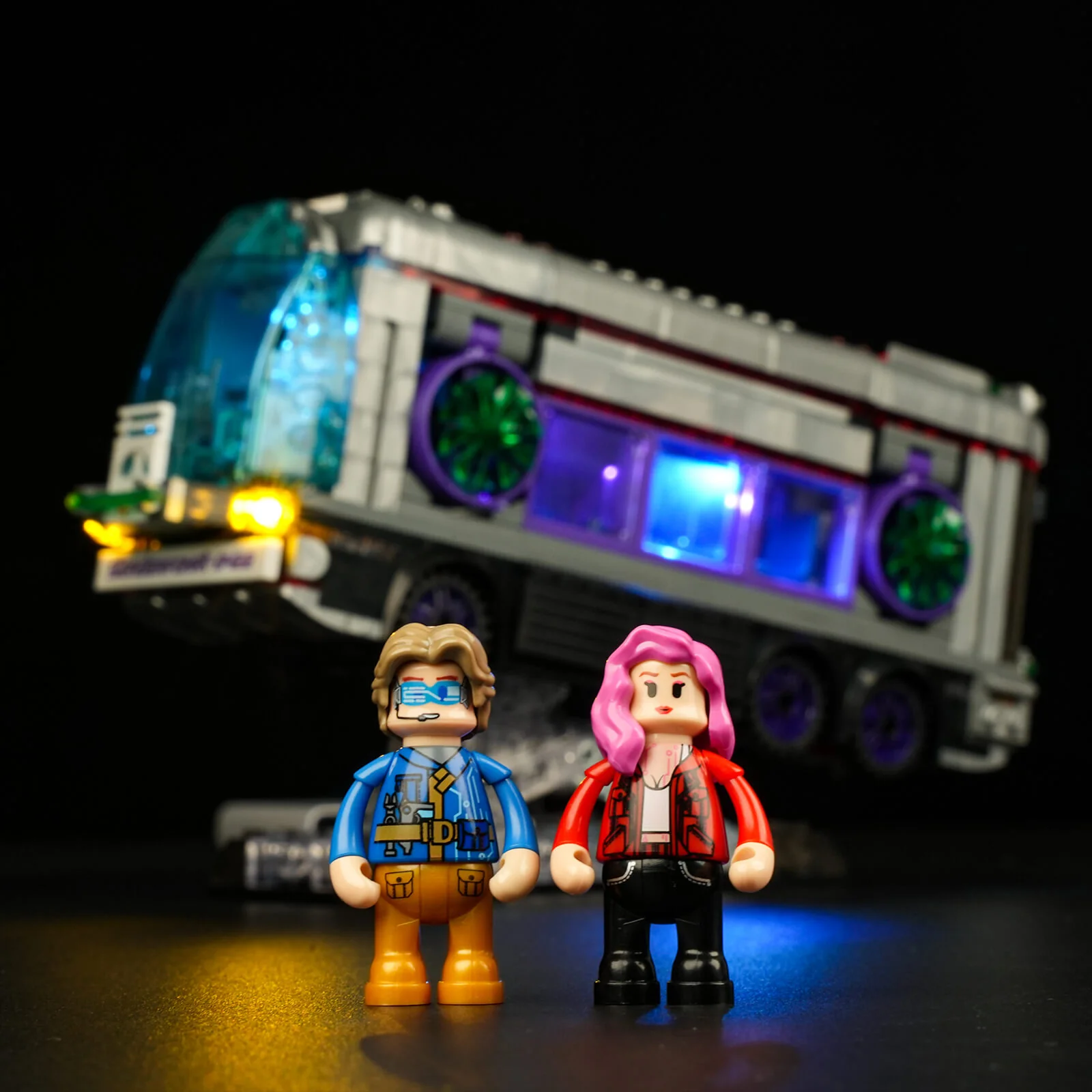 198-future-bus-11.webp Future Bus