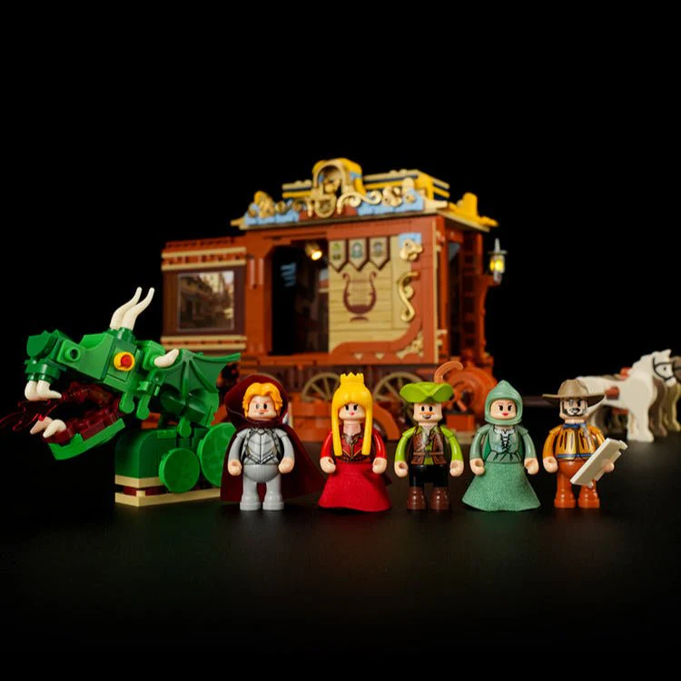 Medieval Troupe Carriage