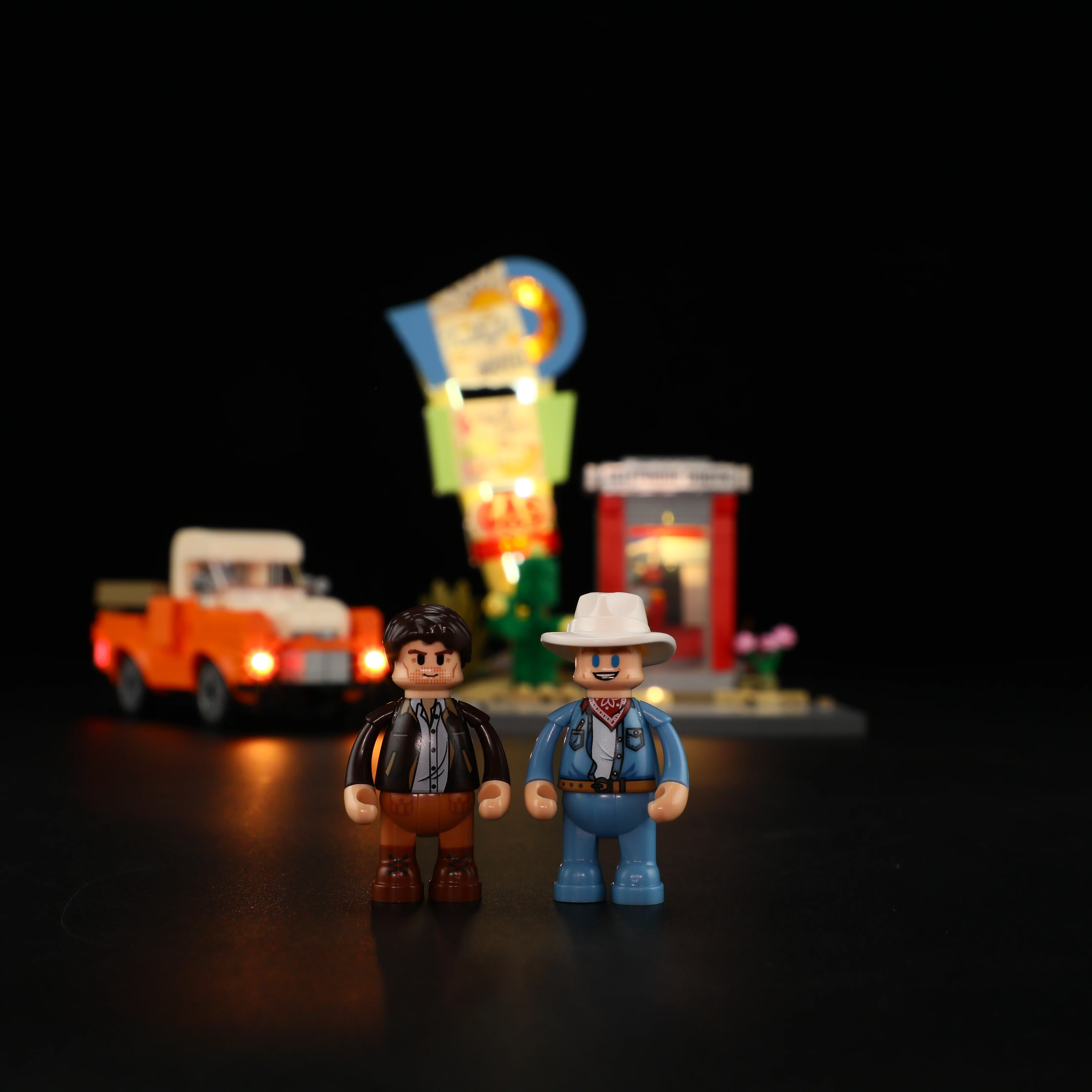 465-sunset-stopover-3.webp Sunset Stopover