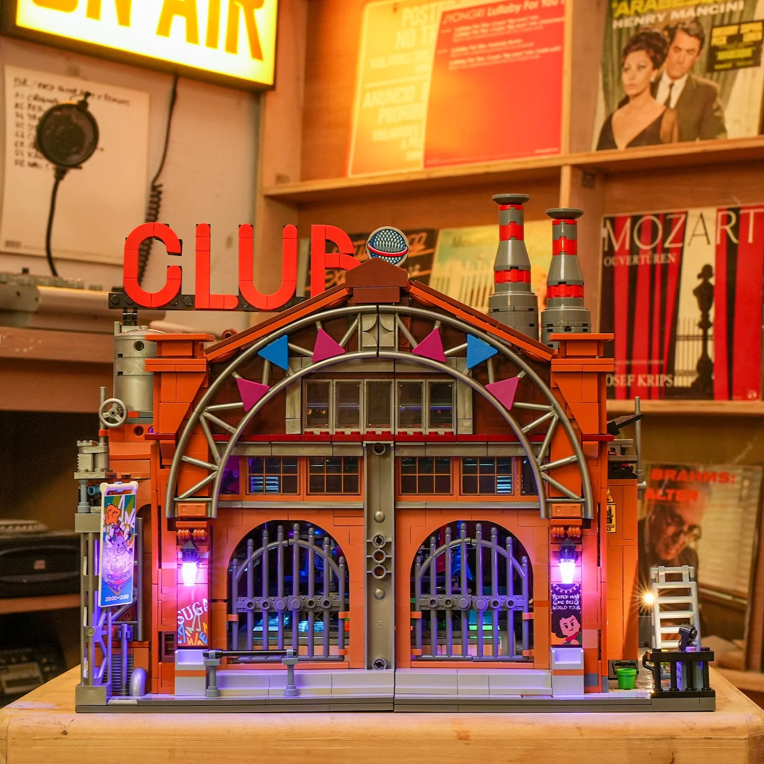 500-factory-house-of-music-5.webp Factory House of Music
