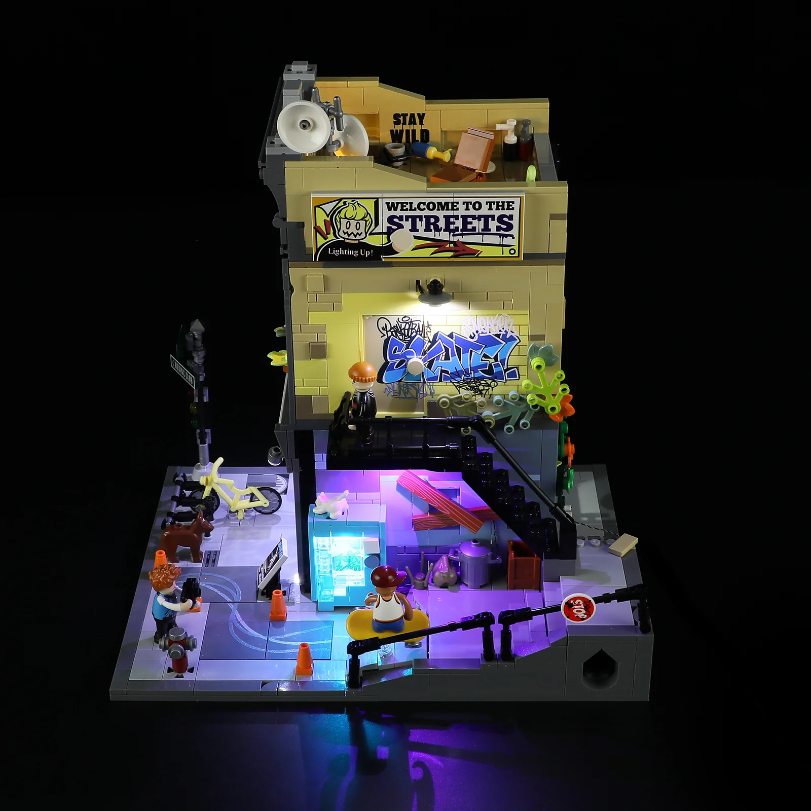 6-skate-shop-4.webp Skate Shop